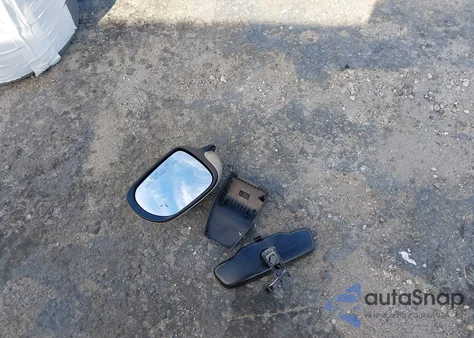 2020 Kia Soul Ex z USA, uszkodzony, nr VIN KNDJ33AU2L7108582